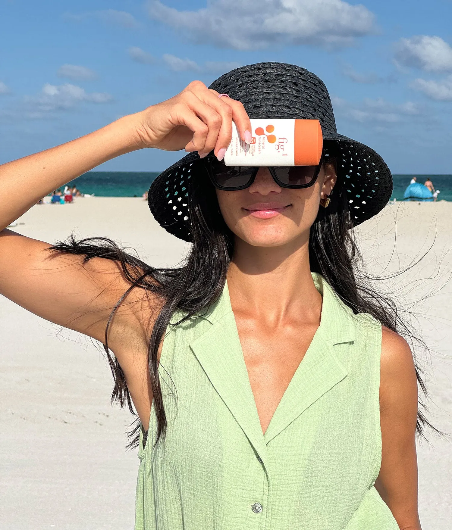 Fig.1 Beauty - Mineral Sunscreen